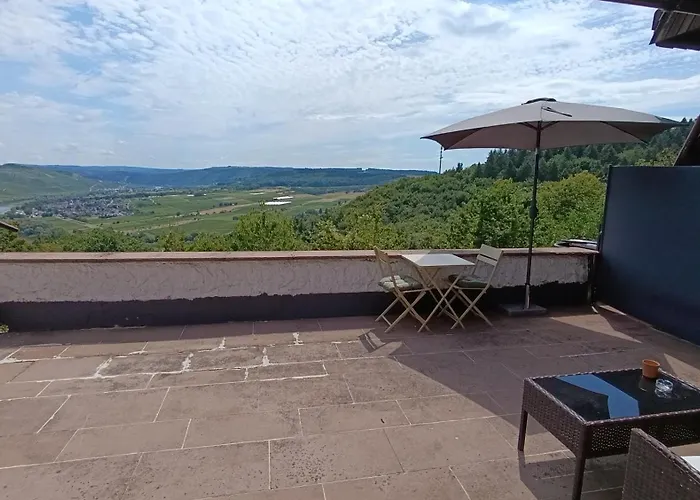 Belavista'nbed - Peaceful With Private Terrace And Amazing Mosel Valley Views אכסניה *